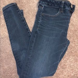 American Eagle skinny jeans